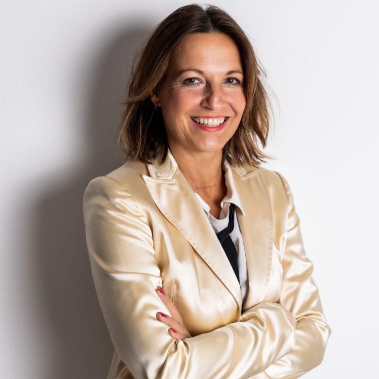 Sarah Katharina for GW Cosmetics 2021